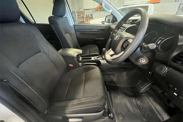 2020 Toyota Hilux SR GUN126R 4X4