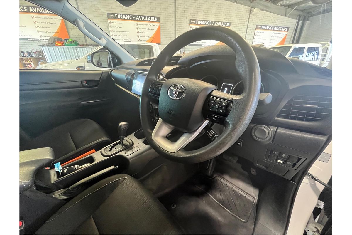 2020 Toyota Hilux SR GUN126R 4X4