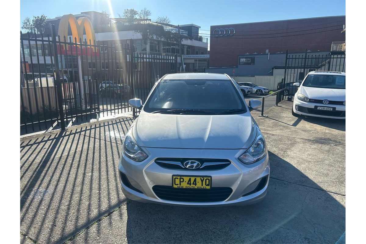 2014 Hyundai Accent Active RB2