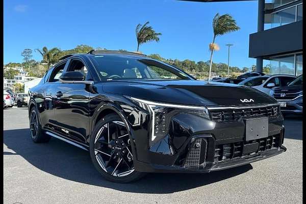 2025 Kia K4 GT-Line CL4m