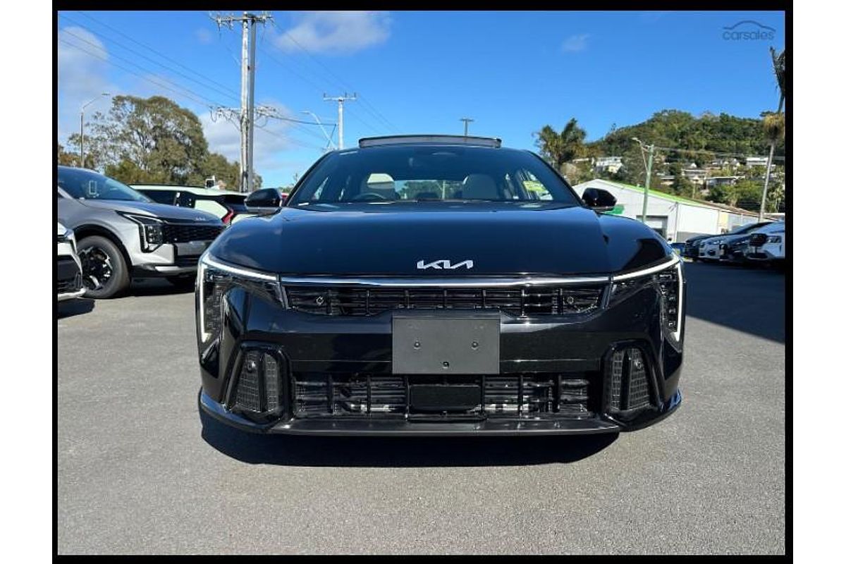 2025 Kia K4 GT-Line CL4m