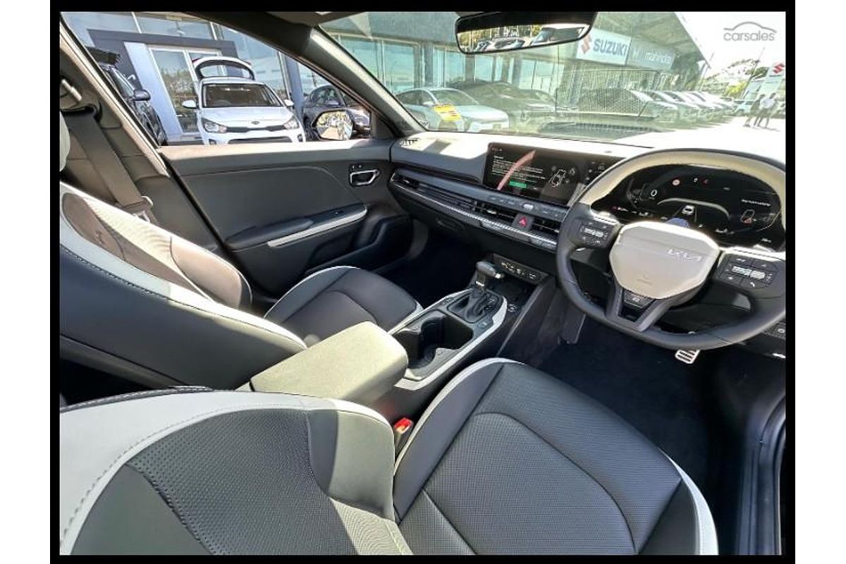 2025 Kia K4 GT-Line CL4m