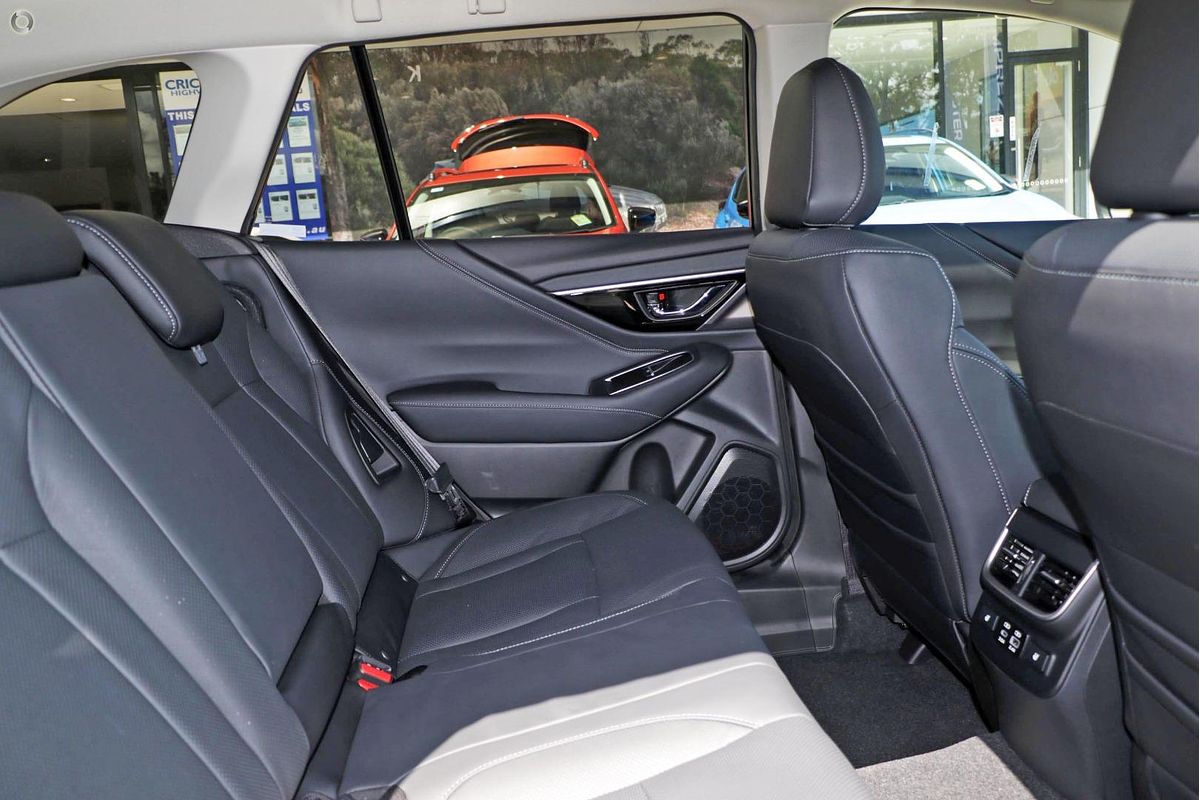 2025 Subaru Outback AWD Touring 6GEN