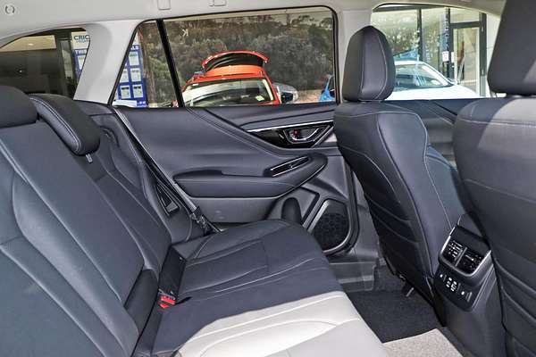 2025 Subaru Outback AWD Touring 6GEN