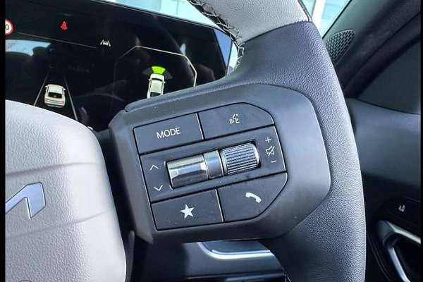2025 Kia K4 GT-Line CL4m