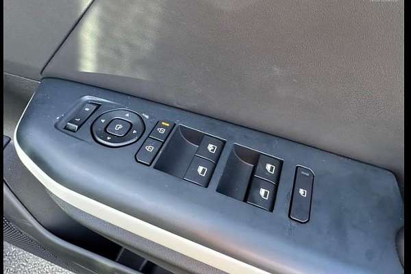 2025 Kia K4 GT-Line CL4m