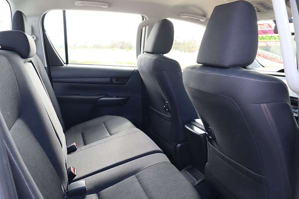 2024 Toyota Hilux SR GUN126R 4X4