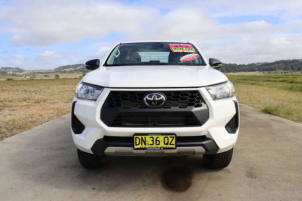 2024 Toyota Hilux SR GUN126R 4X4