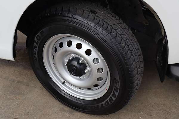 2024 Toyota Hilux SR GUN126R 4X4