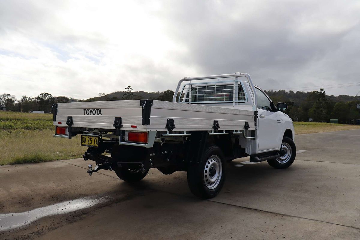 2024 Toyota Hilux SR GUN126R 4X4