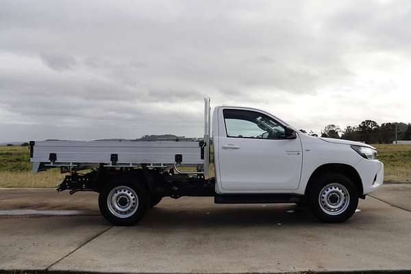 2024 Toyota Hilux SR GUN126R 4X4