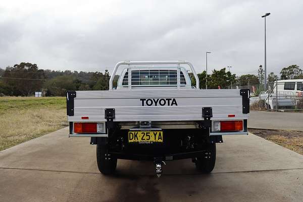 2024 Toyota Hilux SR GUN126R 4X4