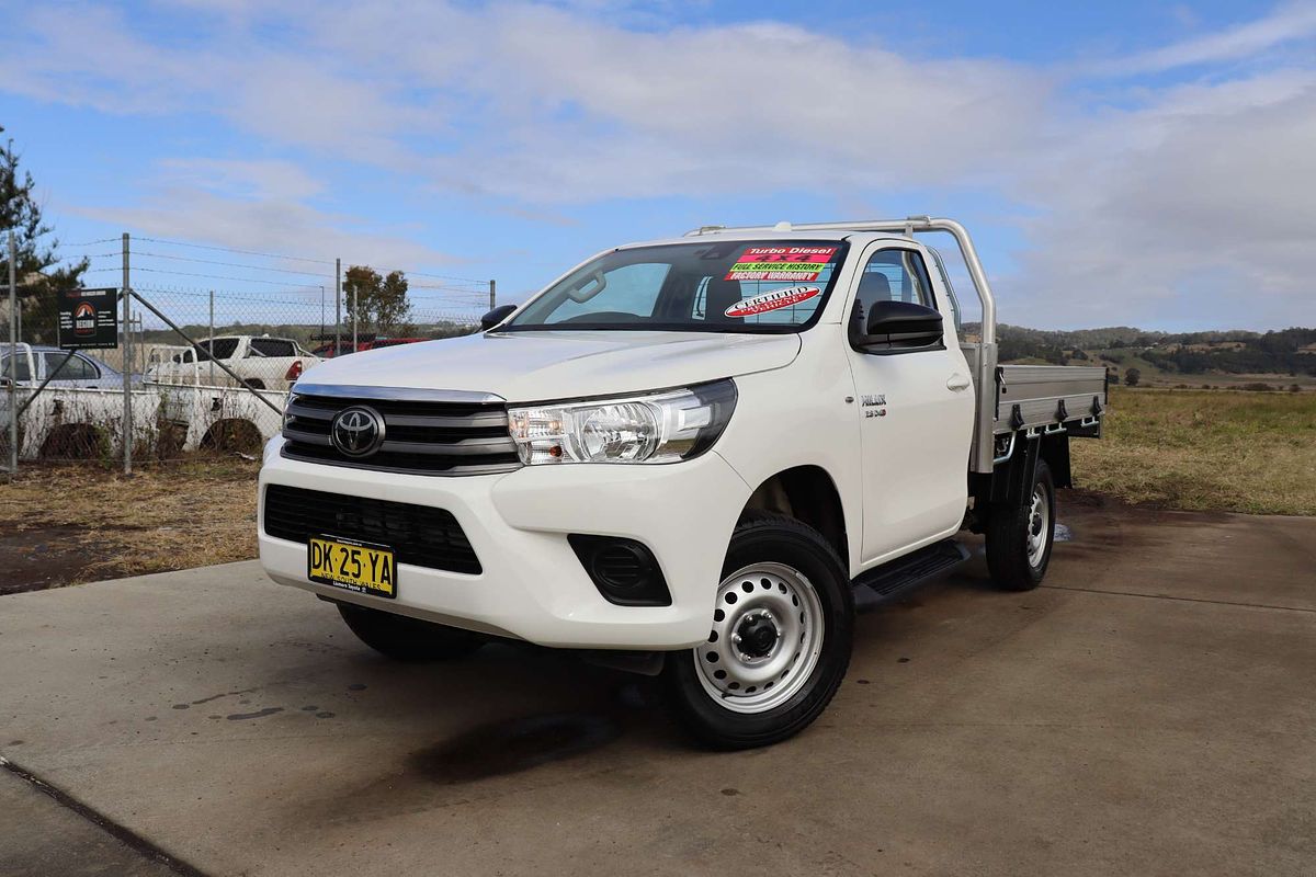 2024 Toyota Hilux SR GUN126R 4X4