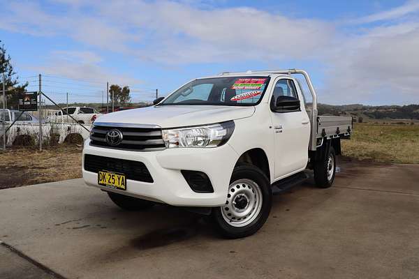 2024 Toyota Hilux SR GUN126R 4X4