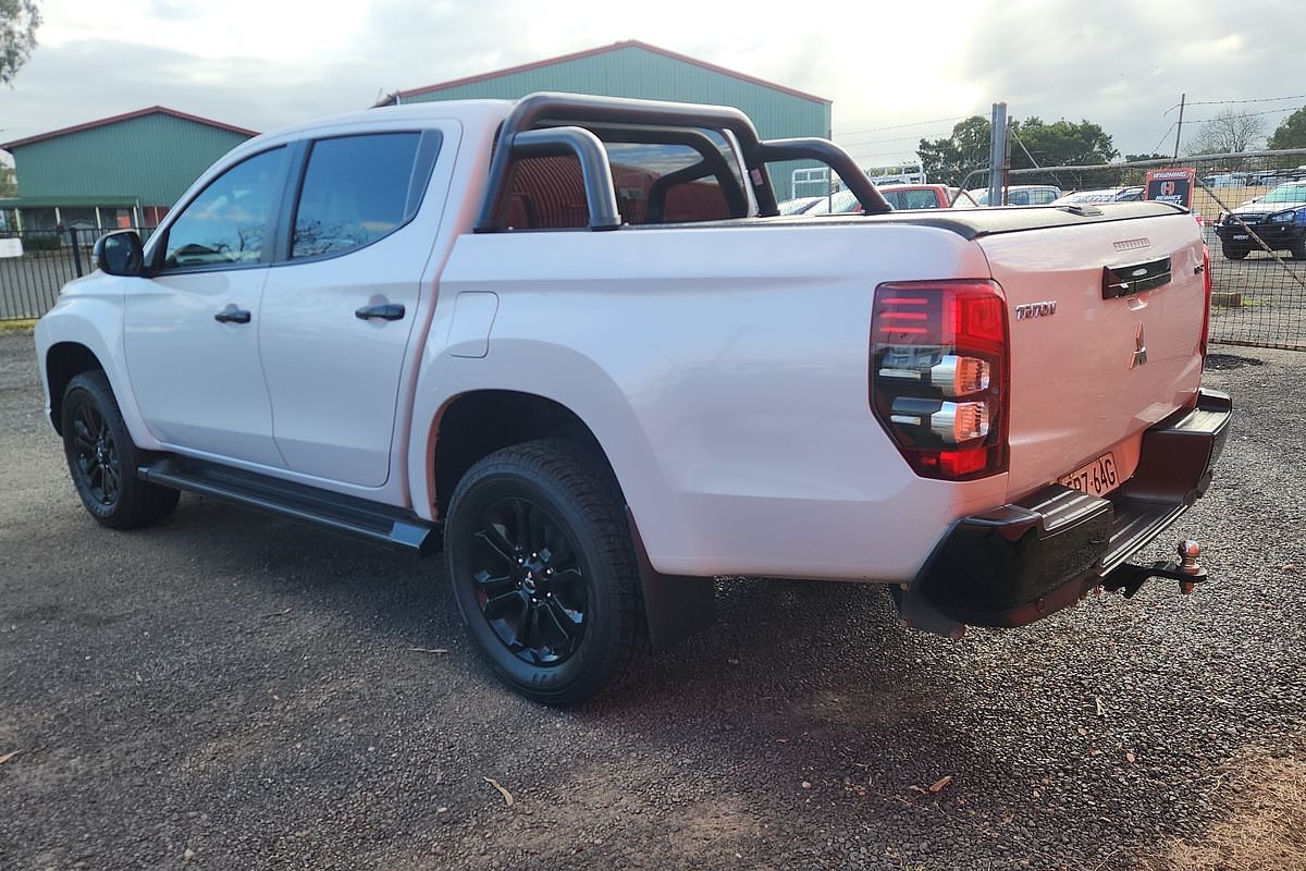 2021 Mitsubishi Triton GSR MR 4X4