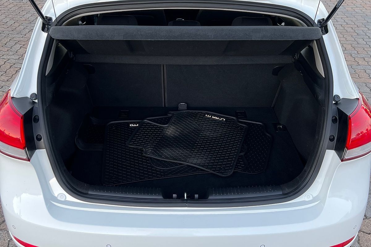 2015 Kia Cerato S YD