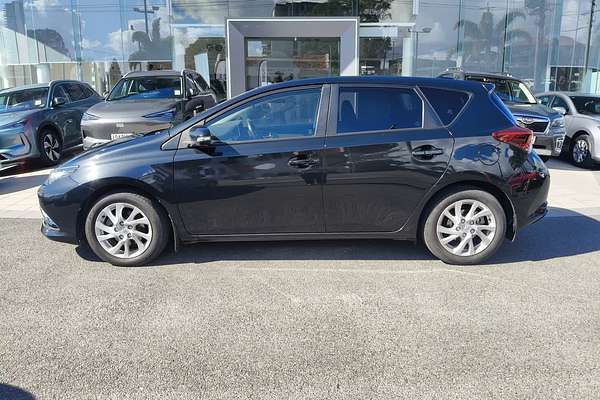 2017 Toyota Corolla Ascent Sport ZRE182R