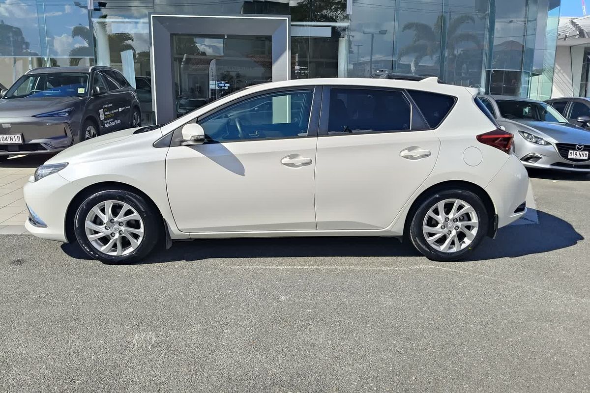 2017 Toyota Corolla Ascent Sport ZRE182R