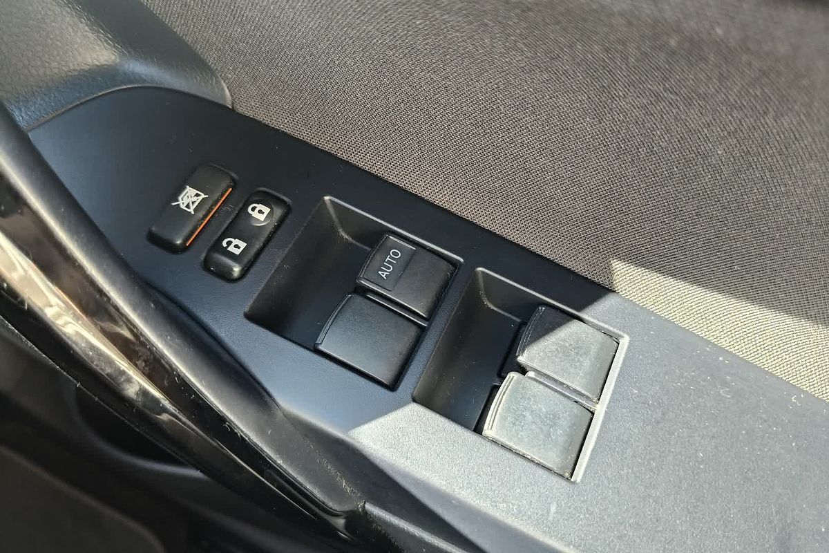 2017 Toyota Corolla Ascent Sport ZRE182R