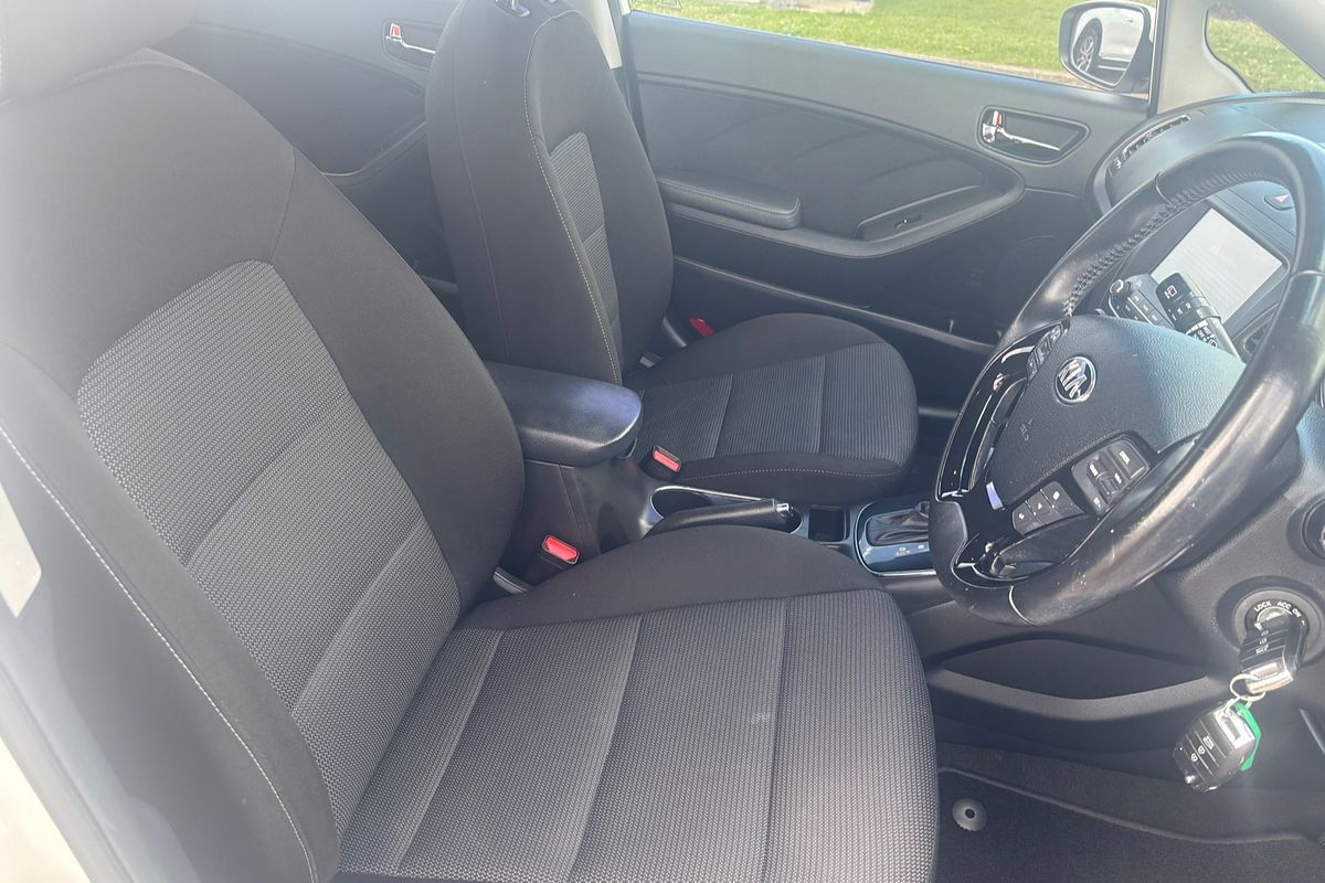 2017 Kia Cerato Sport YD