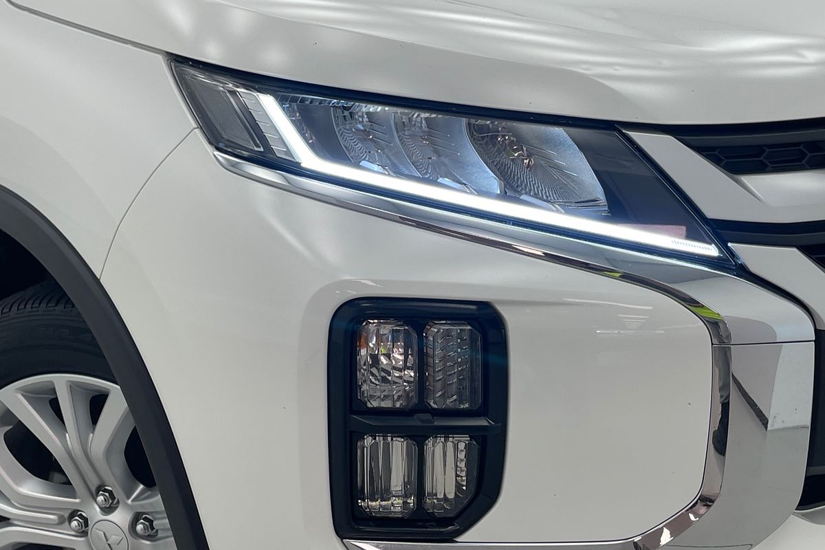 2022 Mitsubishi ASX ES XD