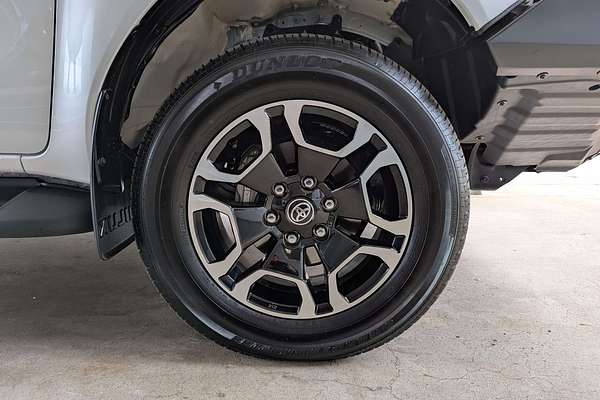 2024 Toyota Hilux SR5 48V GUN126R 4X4