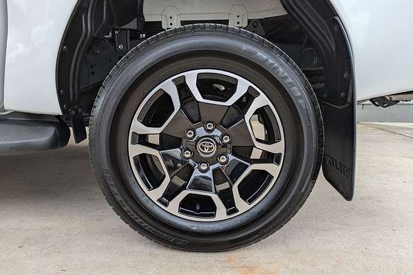 2024 Toyota Hilux SR5 48V GUN126R 4X4