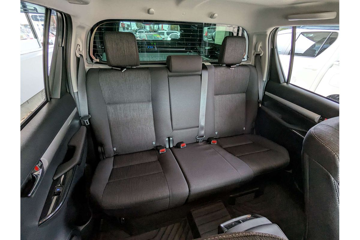 2024 Toyota Hilux SR5 48V GUN126R 4X4