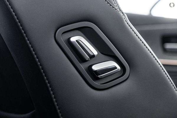 2025 Jaecoo J8 Track