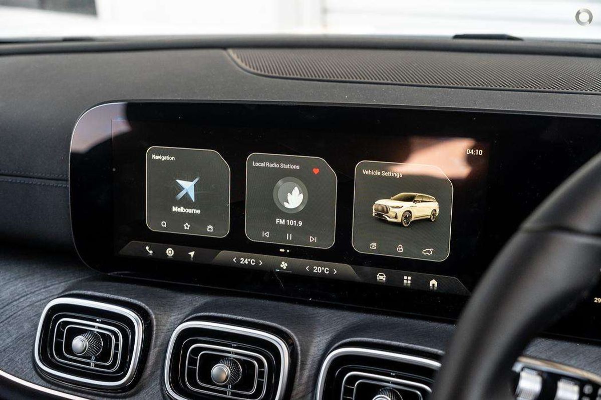 2025 Jaecoo J8 Track