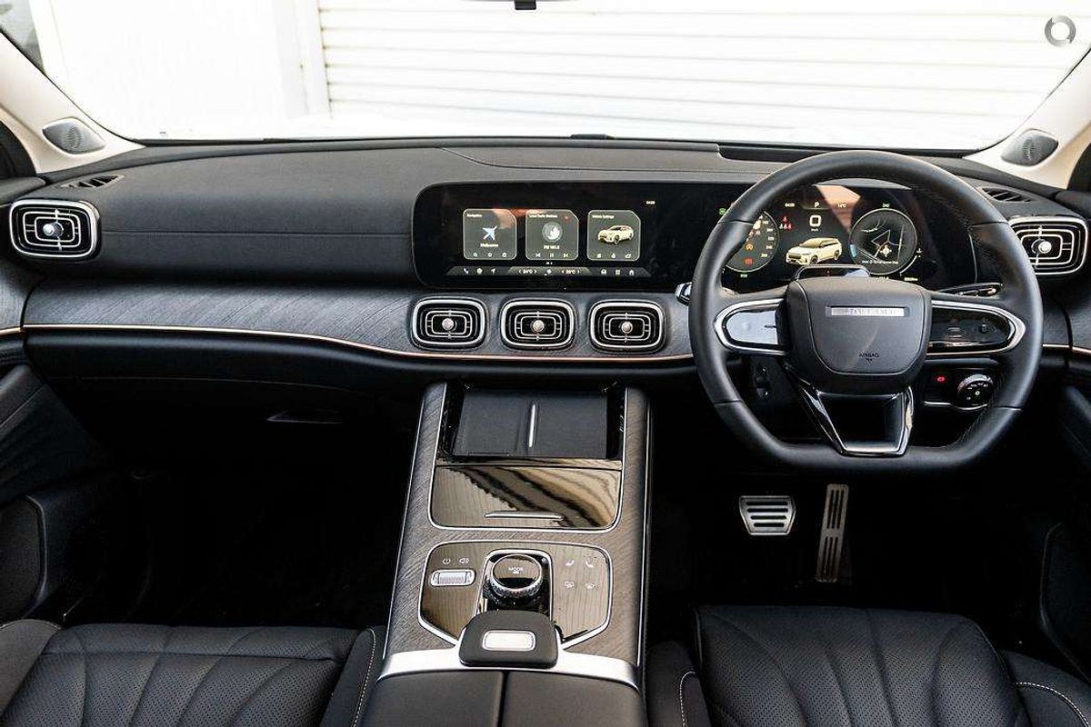 2025 Jaecoo J8 Track