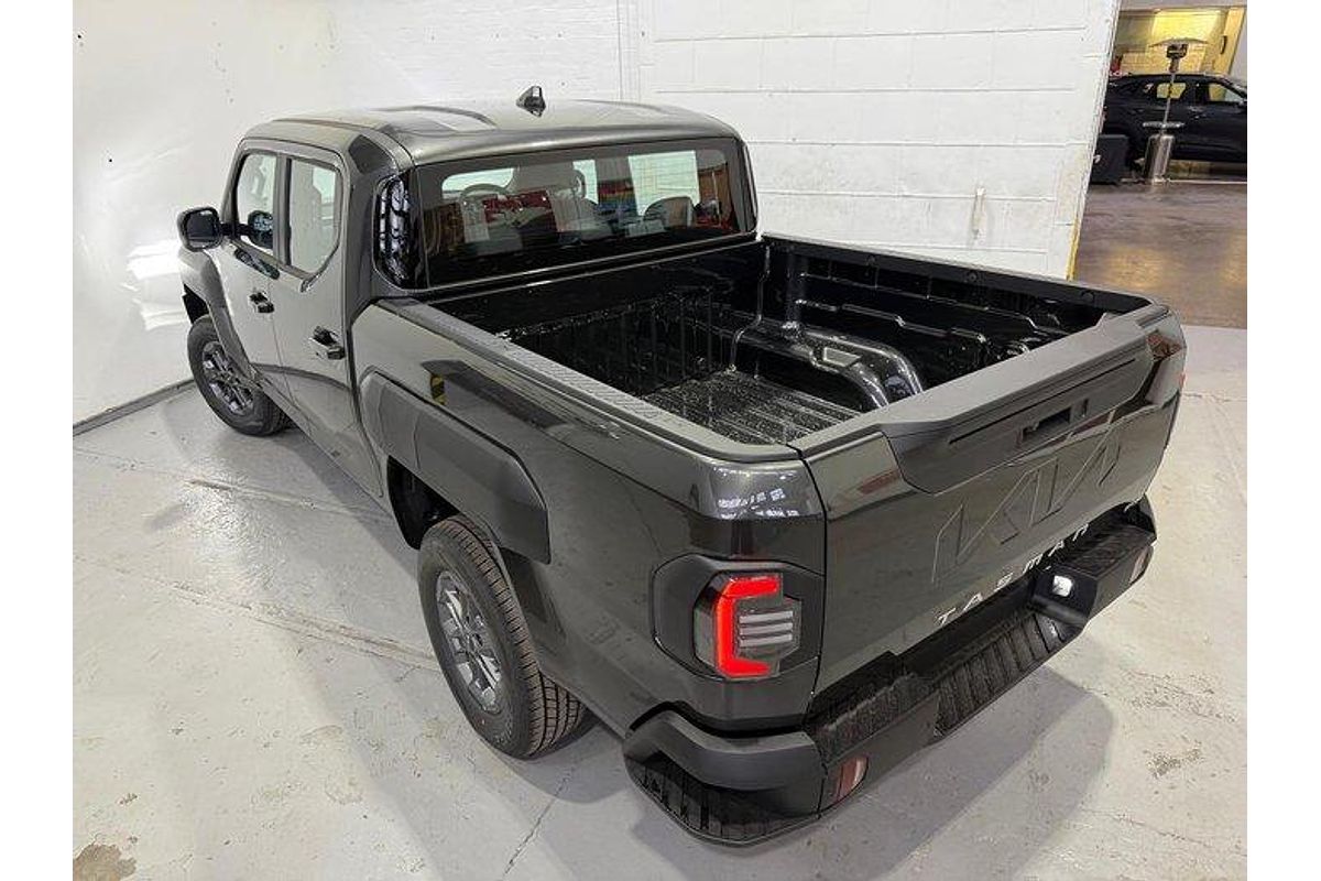 2025 Kia Tasman SX TK 4X4