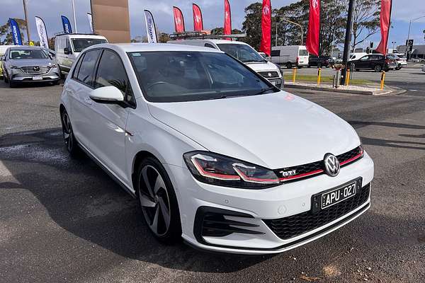 2017 Volkswagen Golf GTI 7.5
