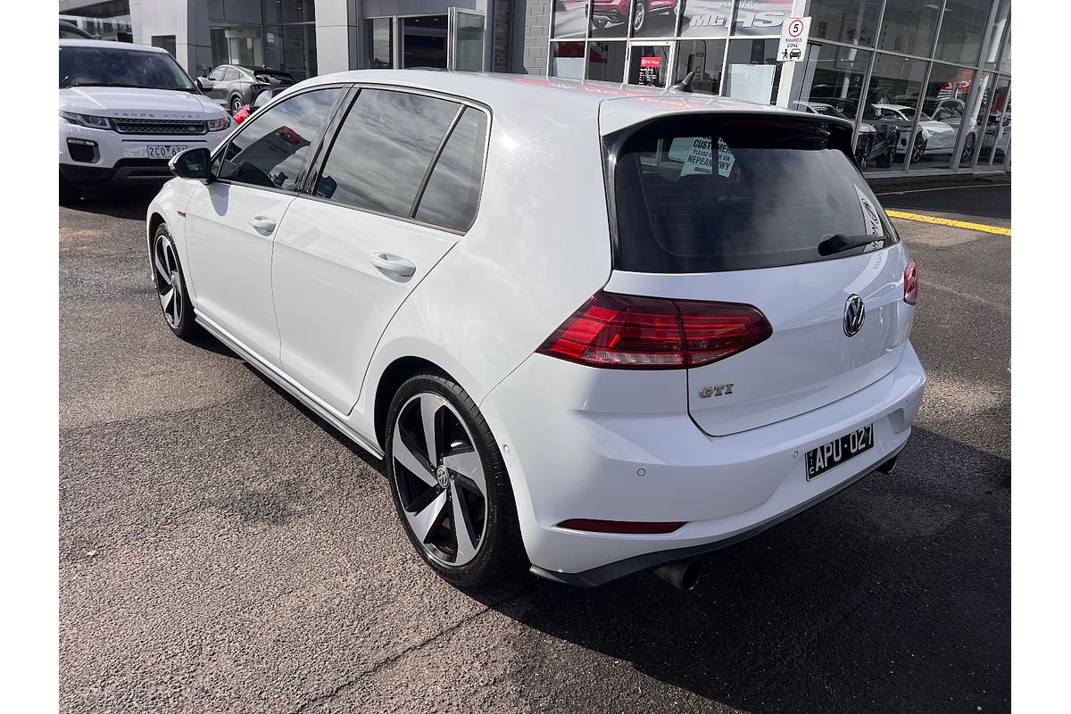 2017 Volkswagen Golf GTI 7.5