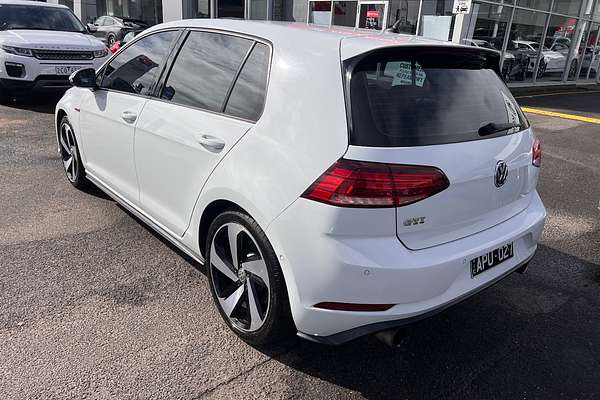 2017 Volkswagen Golf GTI 7.5