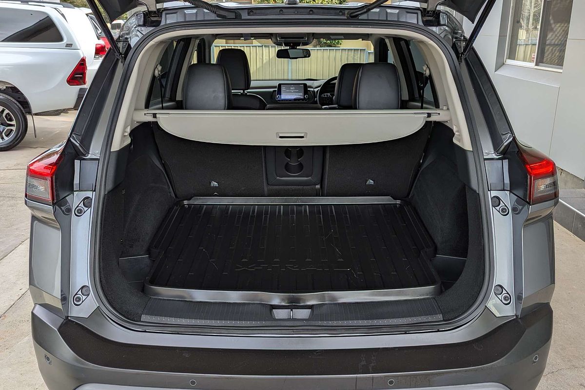 2023 Nissan X-TRAIL ST-L T33
