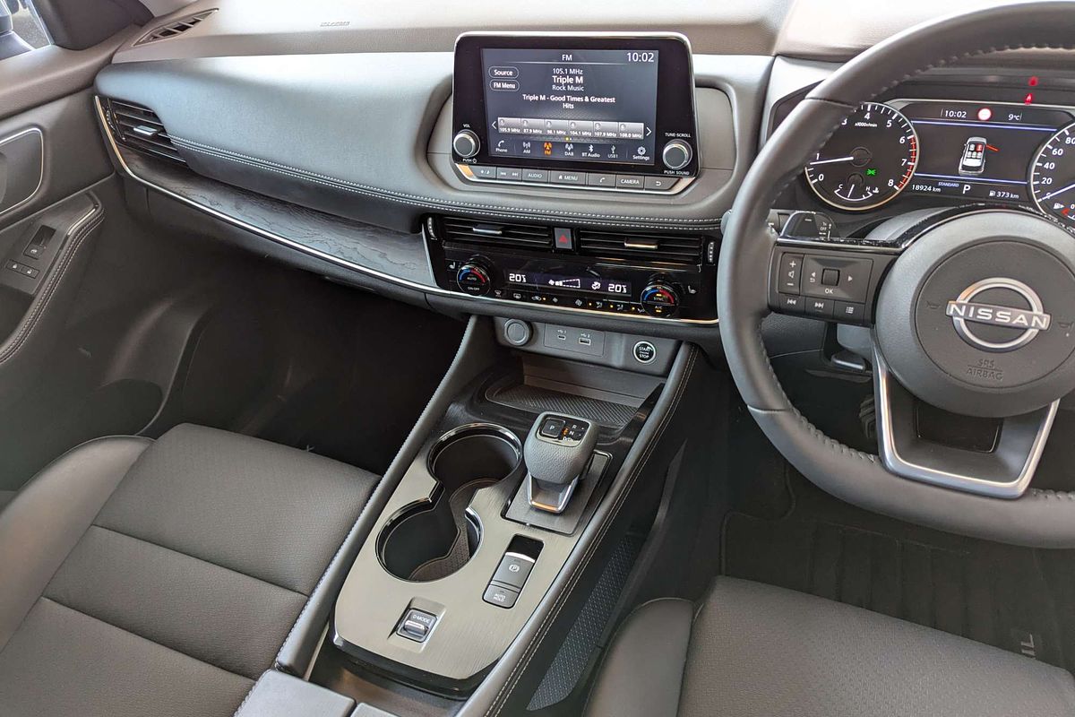 2023 Nissan X-TRAIL ST-L T33
