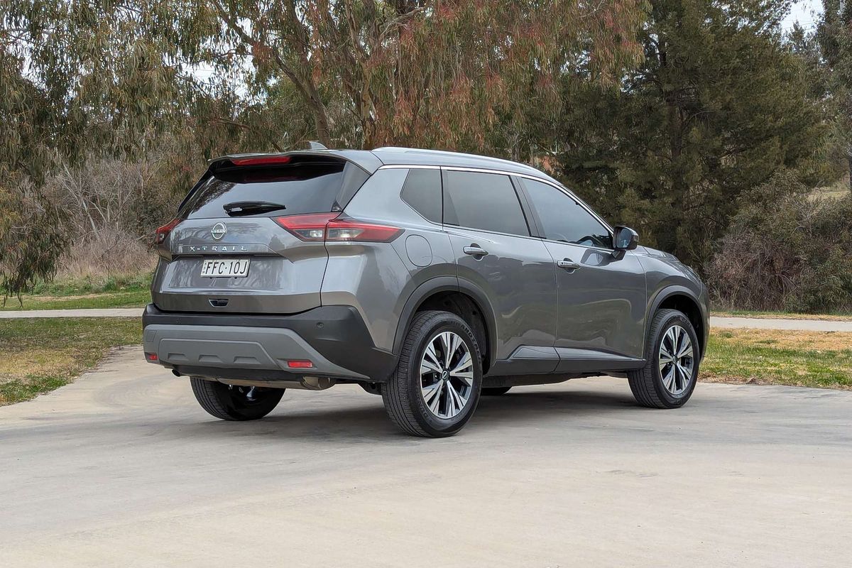 2023 Nissan X-TRAIL ST-L T33