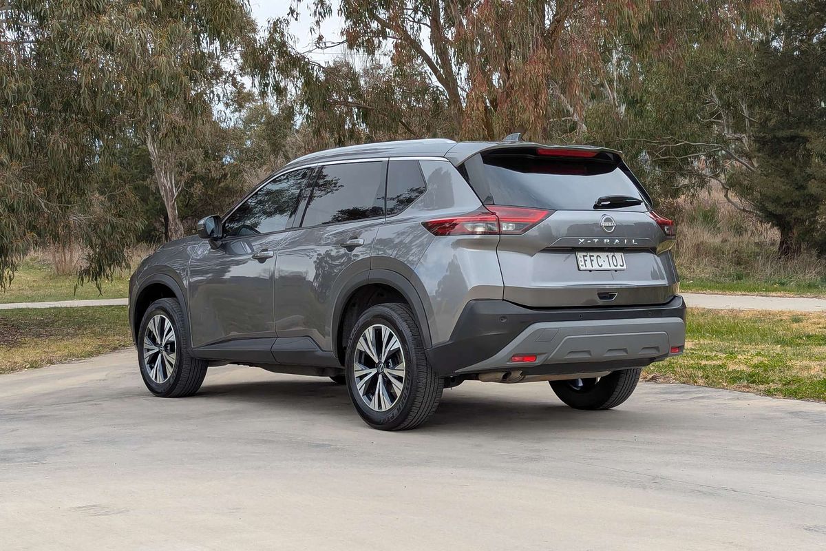 2023 Nissan X-TRAIL ST-L T33