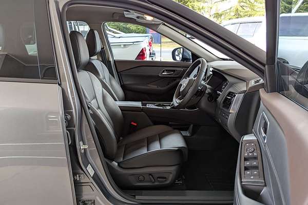 2023 Nissan X-TRAIL ST-L T33