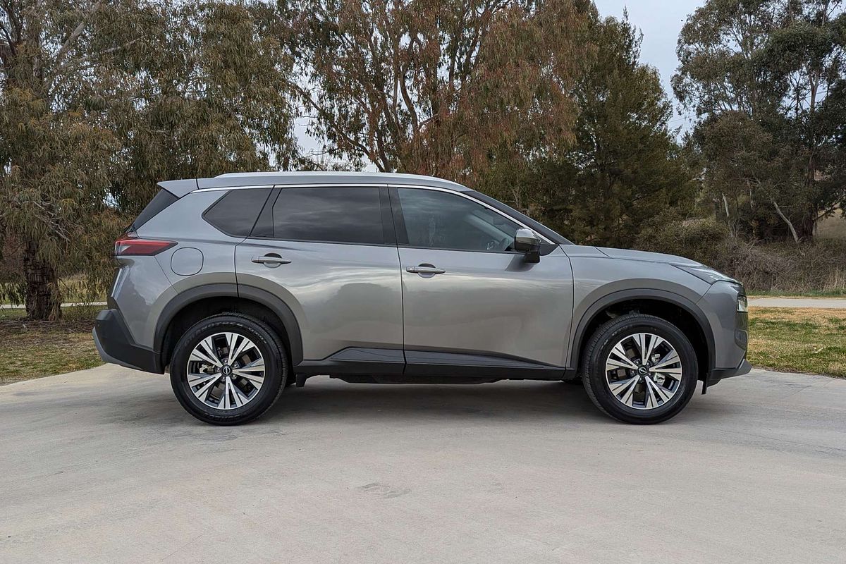 2023 Nissan X-TRAIL ST-L T33