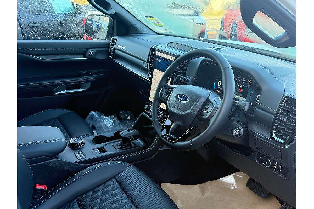 2025 Ford Ranger Platinum 4X4 3.0L