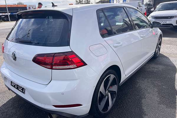 2017 Volkswagen Golf GTI 7.5
