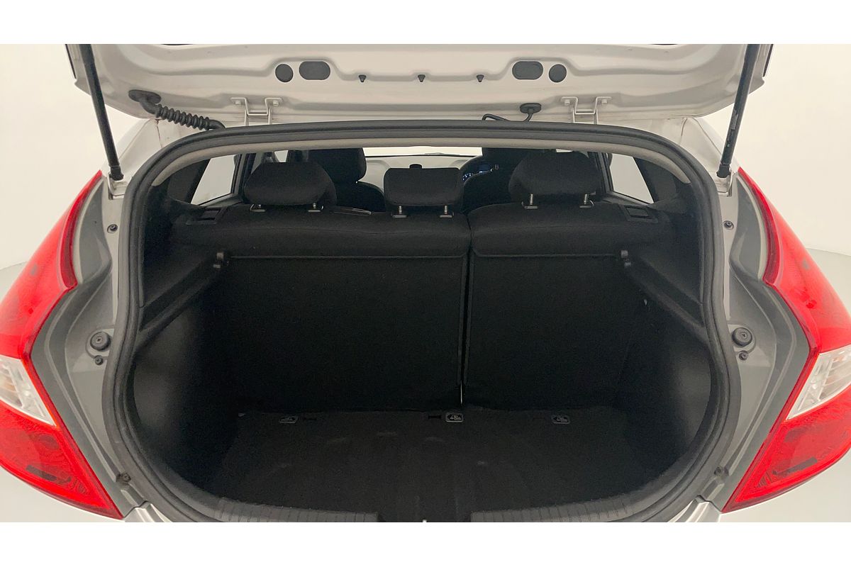 2015 Hyundai Accent Active RB3