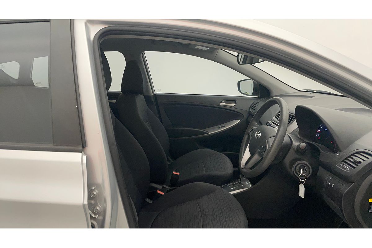 2015 Hyundai Accent Active RB3