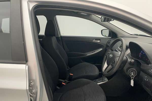 2015 Hyundai Accent Active RB3
