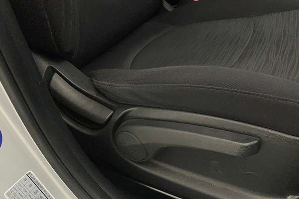 2015 Hyundai Accent Active RB3