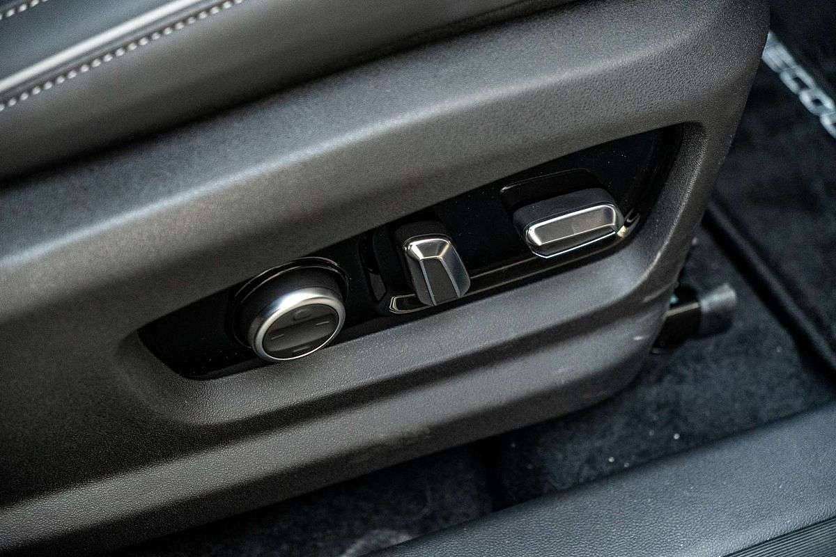 2025 Jaecoo J7 SHS Summit