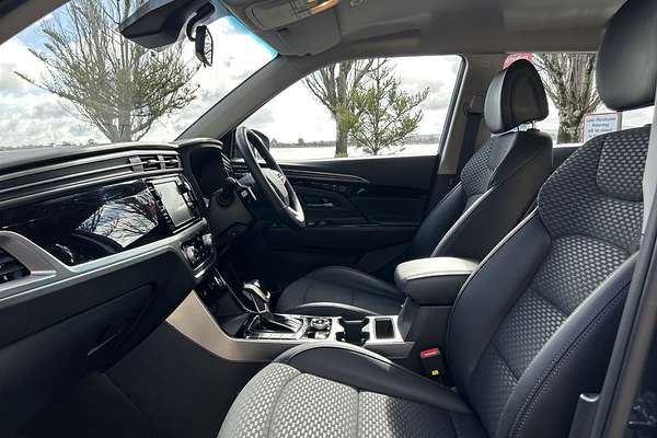 2024 SsangYong Korando ELX C300