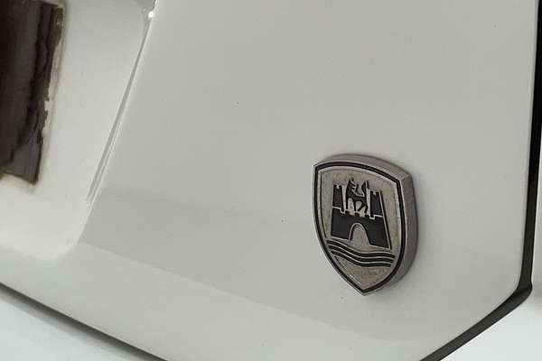 2017 Volkswagen Golf R Wolfsburg Edition 7.5